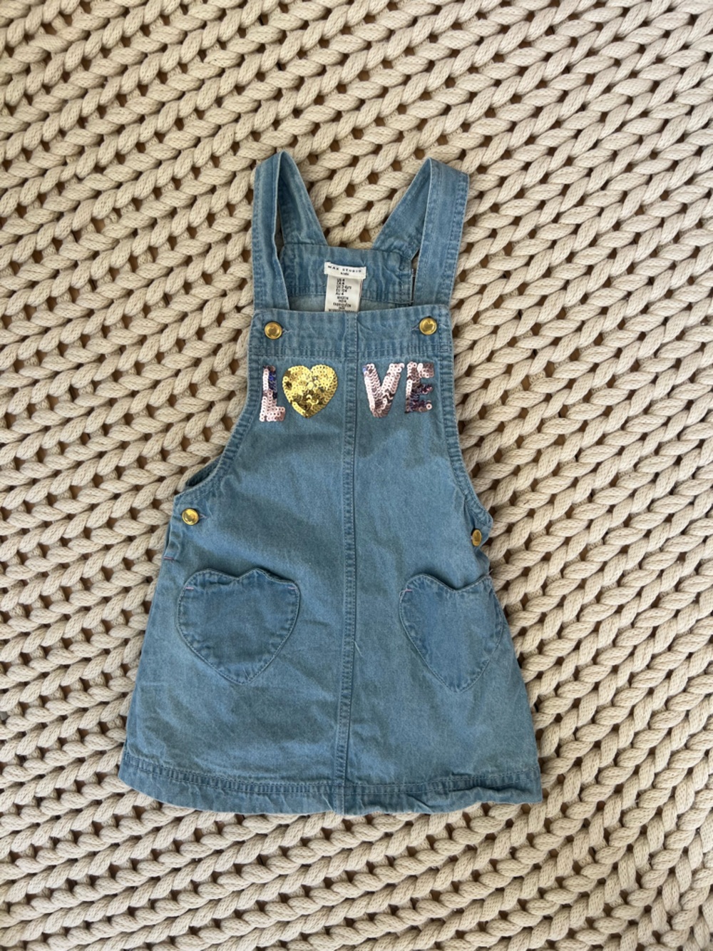 NWOT Max Studio Kids size 4 chambray Denim Kids Overall Dress with Sequin 'LOVE'